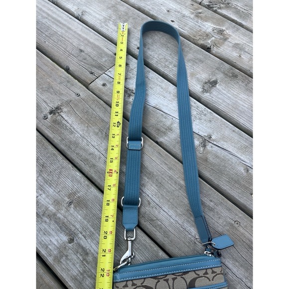 Coach Signature Print Crossbody Bag Has Turquoise - Picture 2 of 10
